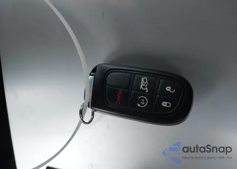 2017 Jeep Cherokee Limited 4X4 z USA, uszkodzony, nr VIN 1C4PJMDSXHD230163